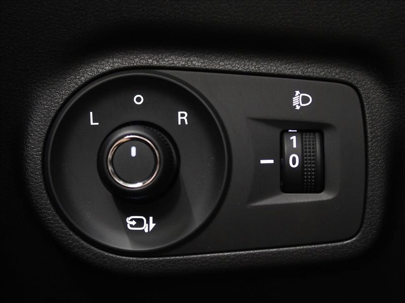MG ZS 1,5 Hybrid+ Exclusive 31tkm.ČR - fotka 22 z 27