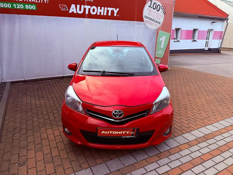 Toyota Yaris 1.33 Dual VVT-i Active, ČR - fotka 2 z 21