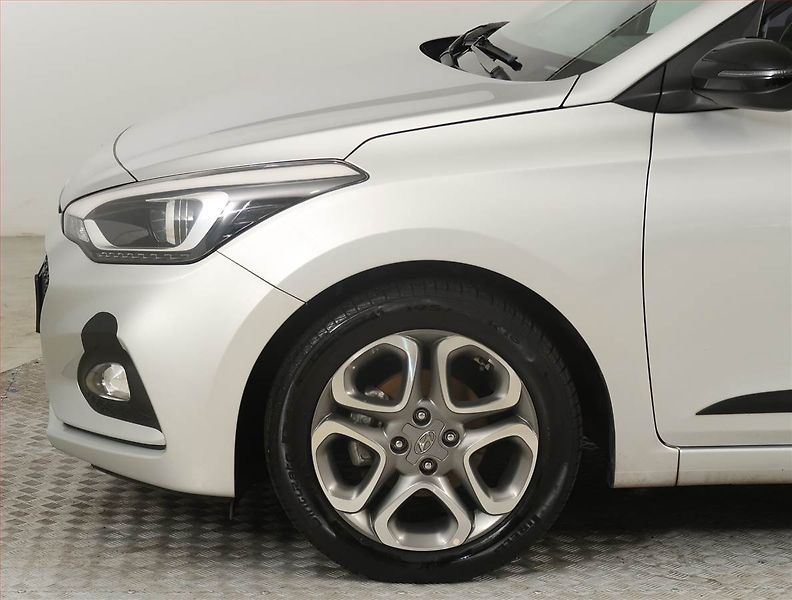 Hyundai i20 (2020) 1.2, ČR,1.maj, Serv.kniha - fotka 14 z 18