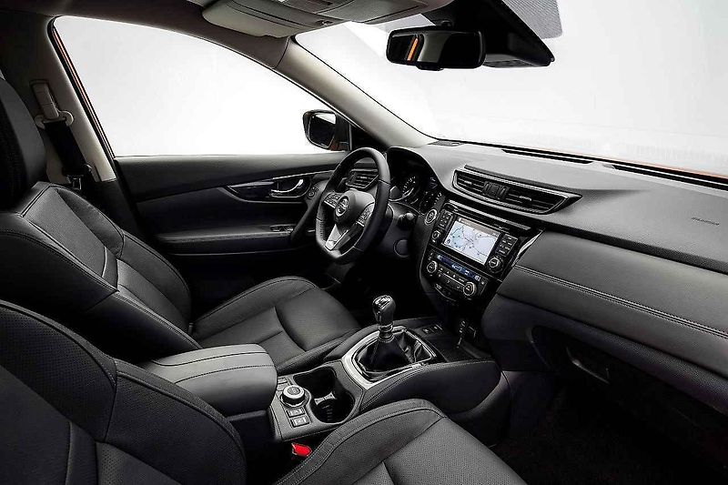 Nissan X-Trail.