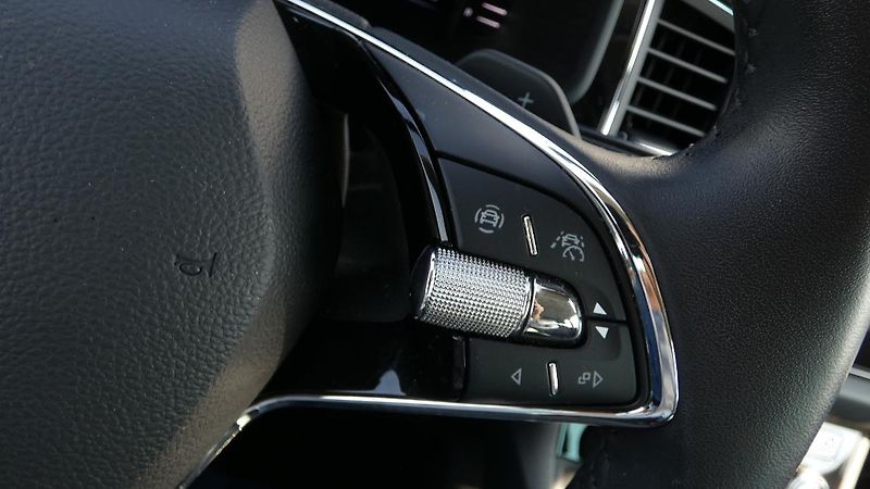 Škoda Kodiaq 2.0 TDI 110 kW L&K 4x4 DSG - fotka 13 z 26