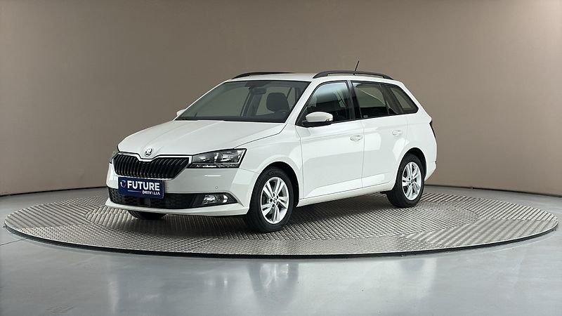 Škoda Fabia 1.0 TSI Ambition Combi - fotka 1 z 23