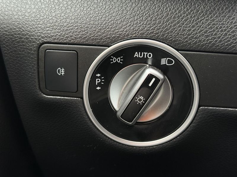 Mercedes-Benz Třídy B  2. gen B 200  - fotka 19 z 23