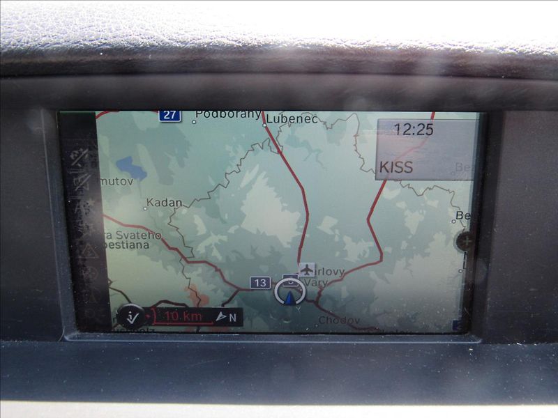 BMW X1 2,0 d xDrvie20d - fotka 17 z 29