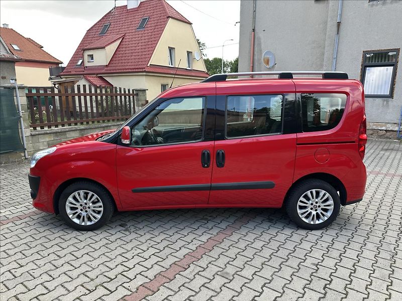 Fiat Dobló 2,0 JTD TAŽNÉ TOP - fotka 8 z 37