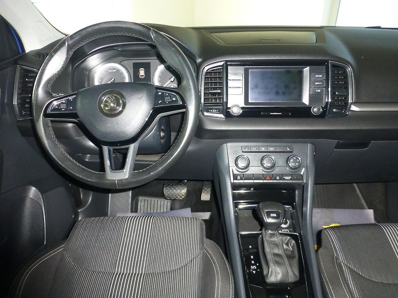 Škoda Karoq (2018) 1,6TDI*PARK.S**ALU***VYHŘ.SED. - fotka 13 z 22