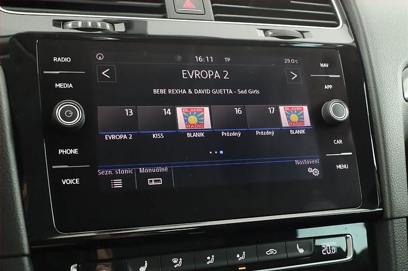 Volkswagen Golf (2018) Highline 2.0 TDI, Automat - fotka 16 z 21