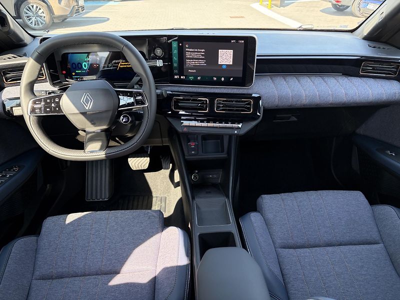 Renault R4 techno 150 k comfort range - fotka 8 z 9