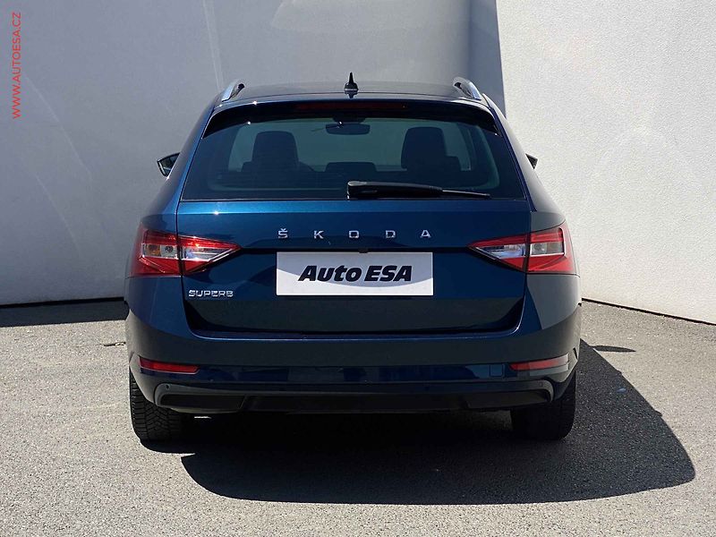 Škoda Superb (2021) 1.5 TSi, Kůže, TZ, navi - fotka 5 z 20