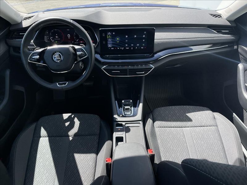 Škoda Octavia 2,0 TDI DSG Combi Style Plus - fotka 6 z 22