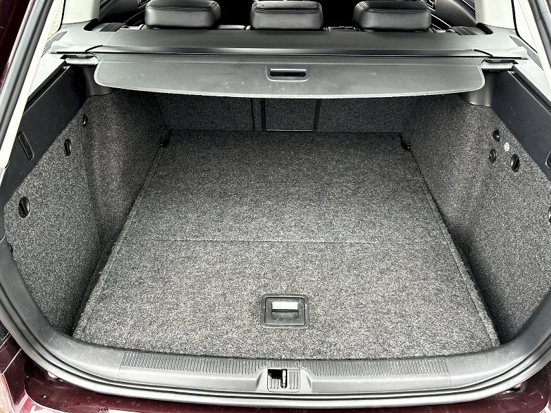Škoda Octavia (2012) Combi 2.0 TDI 103kW 4x4 MP6 L& - fotka 24 z 33