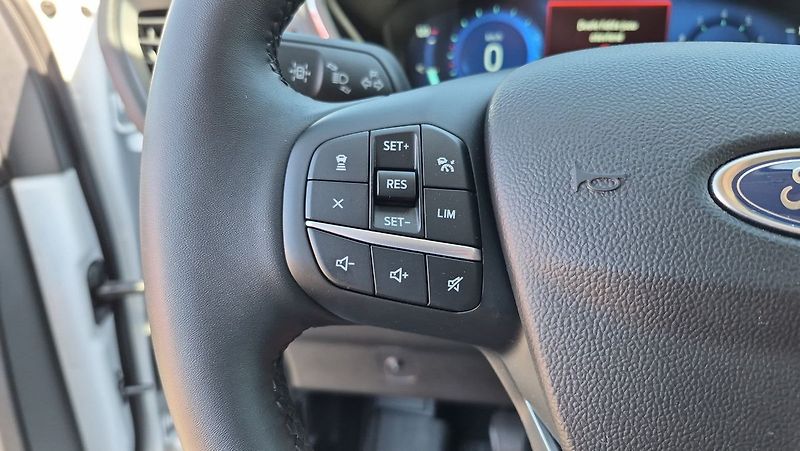 Ford Kuga 1,5 EcoBoost Titanium 110 kW - fotka 14 z 25