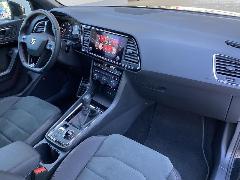 Seat Ateca 1,5 TSI 110 kW FR DSG - fotka 25 z 28