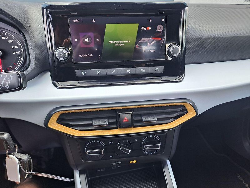 Seat Arona (2022) 1.0 TGI STYLE, ZÁRUKA - fotka 21 z 30