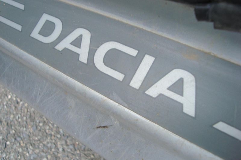 Dacia Logan (2009) 1.5 DCi - fotka 39 z 44
