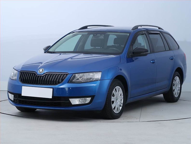 Škoda Octavia (2014) Ambition 1.6 TDI, Navi - fotka 2 z 18