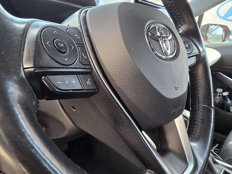 Toyota Corolla 1.8-HYBRID-AUTOMAT-NAVI-KAMERA - fotka 12 z 15