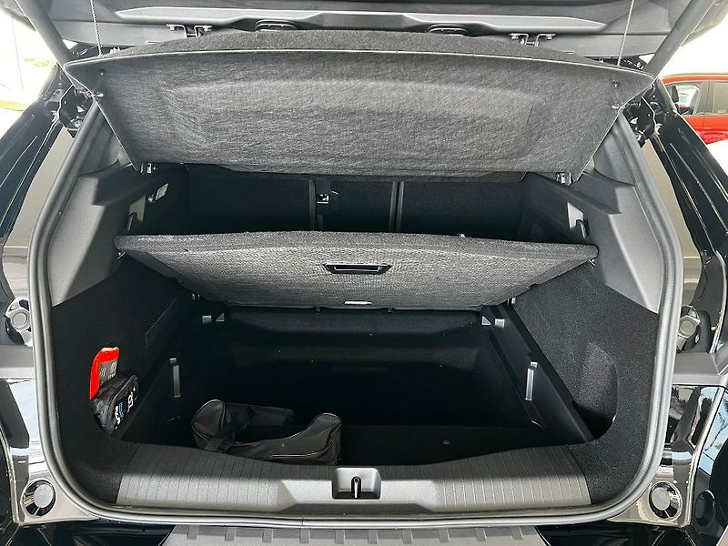 Opel Grandland GS Hybrid 1,2T 145k Automat+ZP - fotka 9 z 30