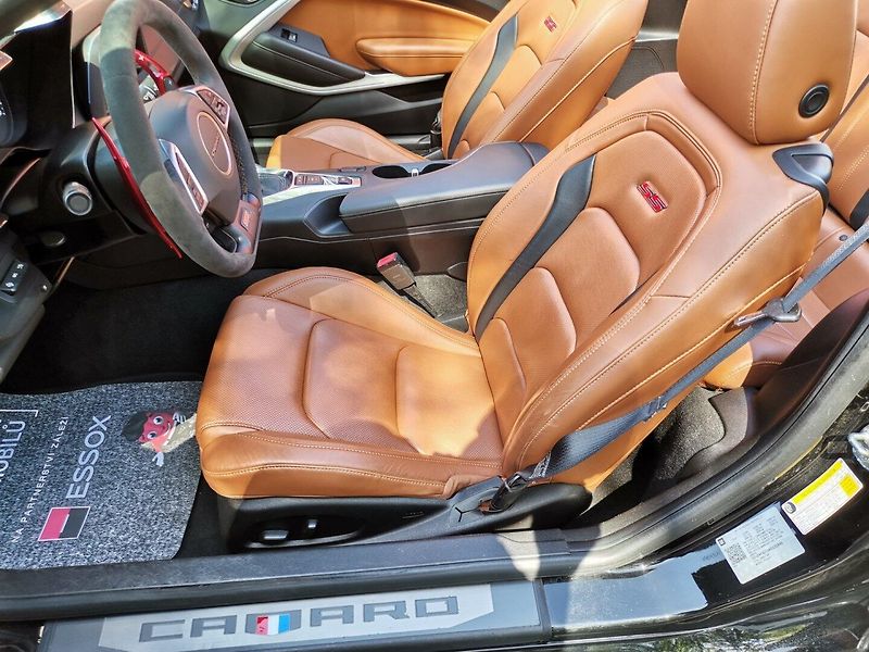 Chevrolet Camaro (2019) 6.2i V8 333kw  453PS Cabrio SS - fotka 11 z 39