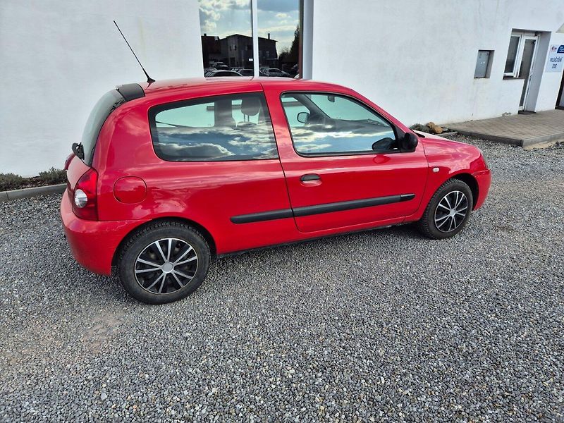 Renault Clio (2008) 1.2 i  + zimáky ROZVODY - fotka 3 z 28