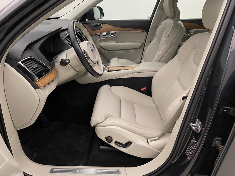 Volvo XC90 B5 AWD INSCRIPTION AUT CZ 7m - fotka 3 z 49