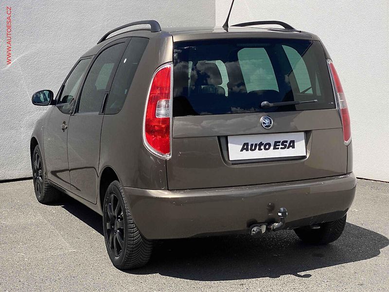Škoda Roomster (2013) 1.2 TSI, Ambition, TZ - fotka 6 z 19