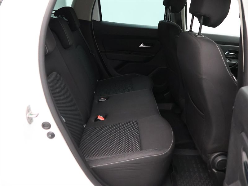 Dacia Duster 1,3 TCe 96kW Comfort - fotka 12 z 25