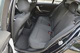 BMW Řada 1 (2016) 116i 80kW Facelift /AUT. KLIMA - náhled 12