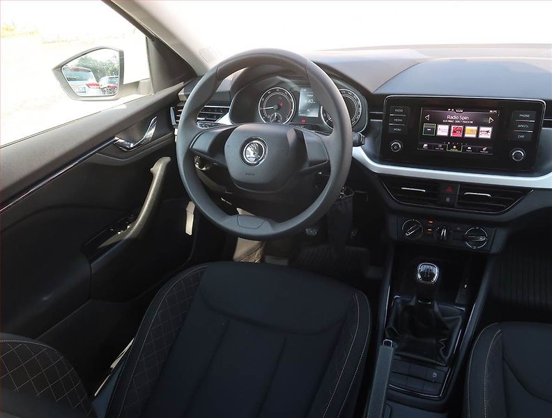 Škoda Scala (2020) Ambition 1.0 TSI, ČR,1.maj - fotka 7 z 18