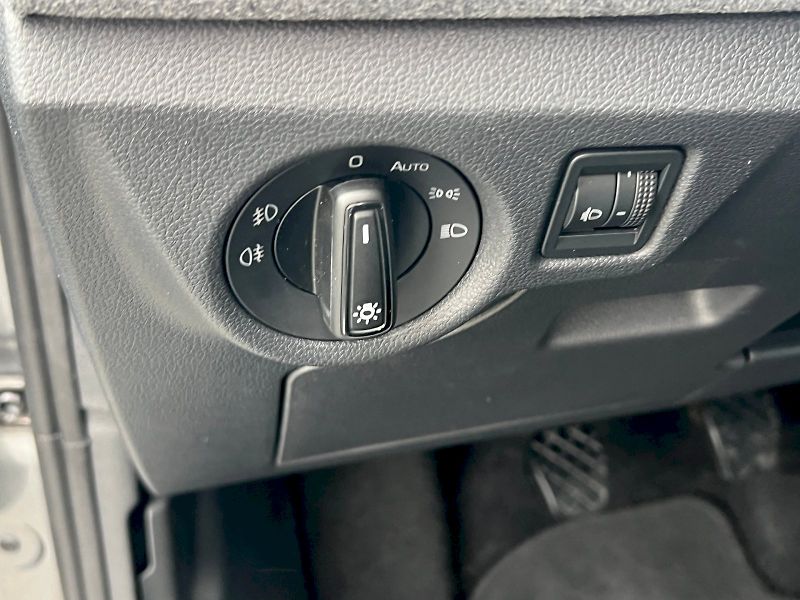 Škoda Kamiq (2025) Selection 1.0TSi 85kW 6°manuál - fotka 27 z 29