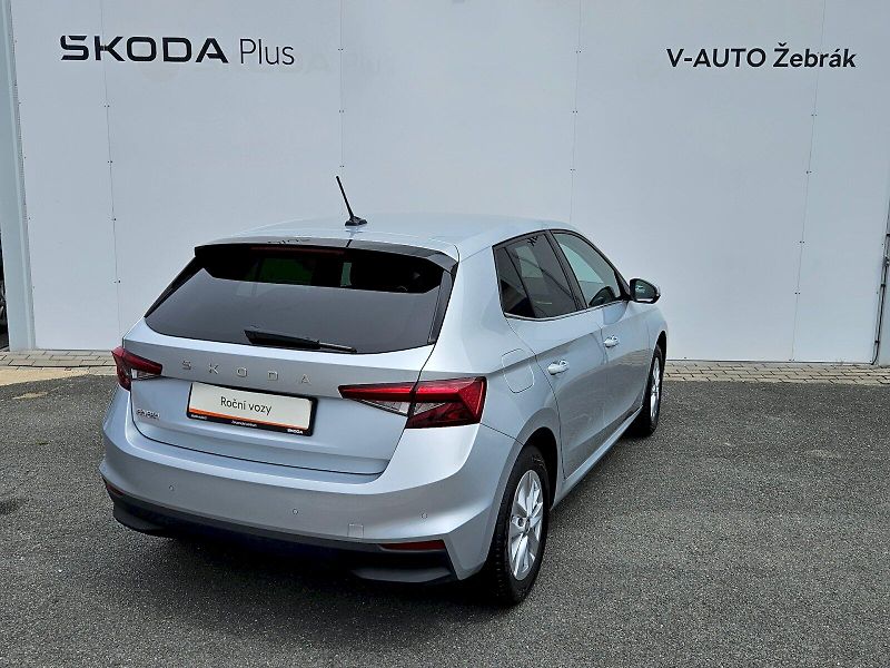 Škoda Fabia (2025) TOP SELECTION TSI 70/1.0 M5F - fotka 2 z 27