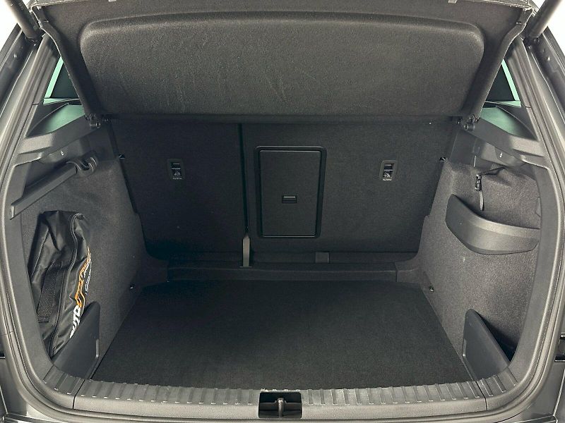 Škoda Karoq (2025) DSG 1.5TSI 110kW SportLine - fotka 32 z 36