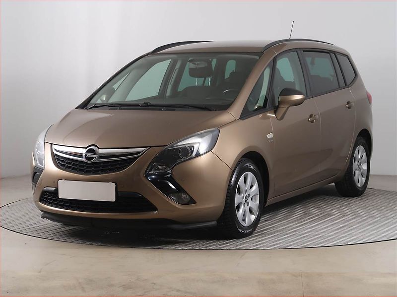 Opel Zafira (2013) 1.4 Turbo, 7 míst, Serv.kniha - fotka 2 z 16