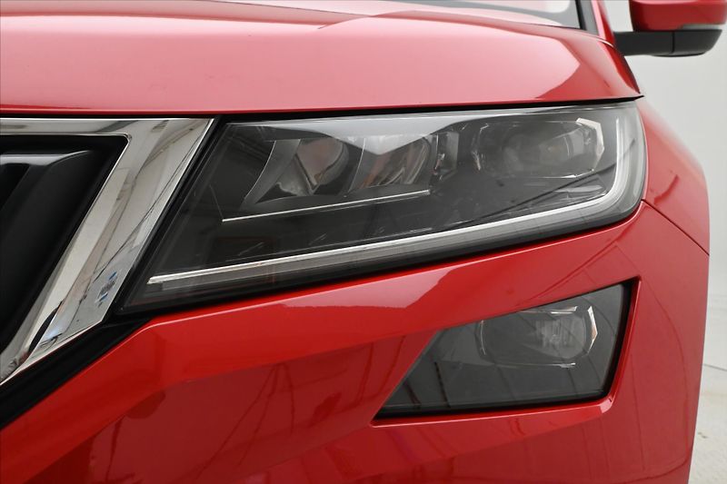 Škoda Kodiaq 1,5 TSI 110 kW TAŽNÉ NAVI Záru - fotka 29 z 31