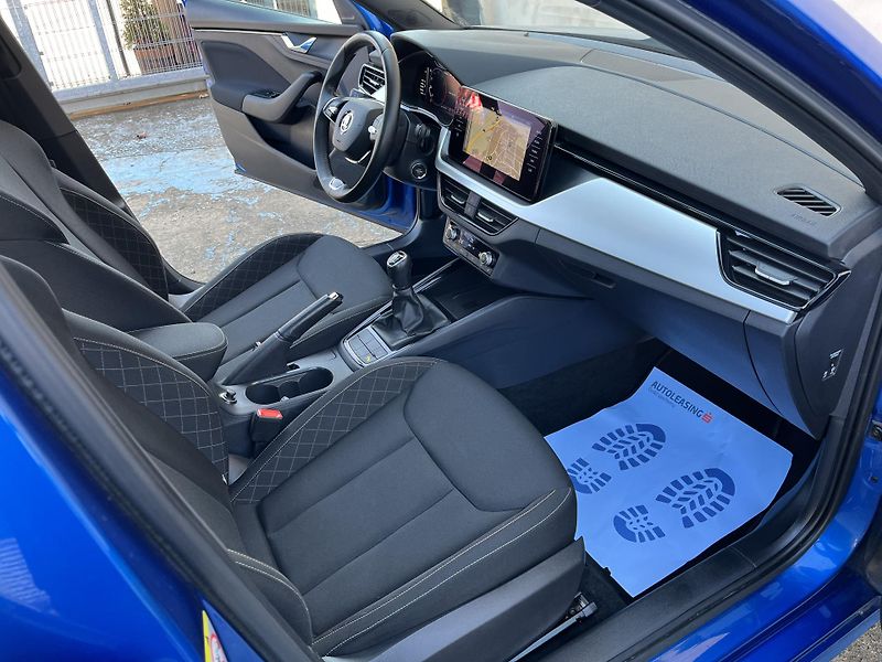 Škoda Kamiq (2022) 1.5TSI 110KW ACTIVE LED TAŽNÉ - fotka 22 z 47