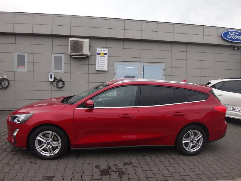 Ford Focus (2021) Trend Edition 1.0 EcoBoost 92k - fotka 2 z 30