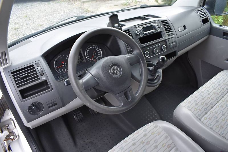 Volkswagen Transporter 2,0 TDI AC,ODPOČET, SERVIS! - fotka 8 z 15