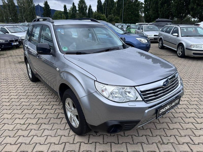 Subaru Forester (2008) 4X4 2,0i 110 KW AUTOMAT KOLA - fotka 8 z 41