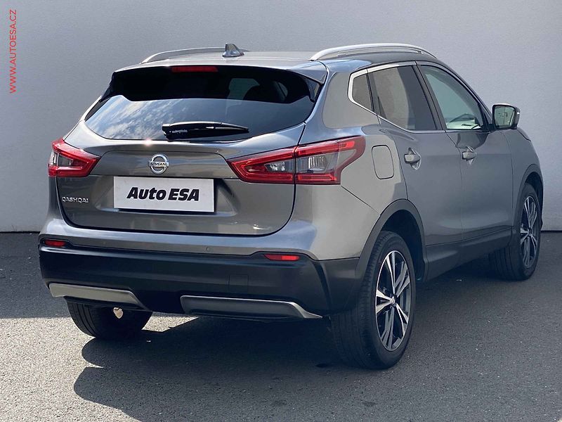 Nissan Qashqai (2019) 1.3DiG-T, N-Connecta, AT - fotka 4 z 18