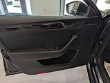 Škoda Superb 2.0 TDI Laurin&Klement 4X4 - náhled 12