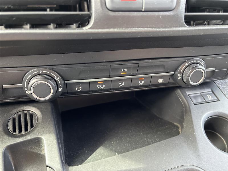 Citroën Berlingo 1,5 75kW L1 - fotka 25 z 29