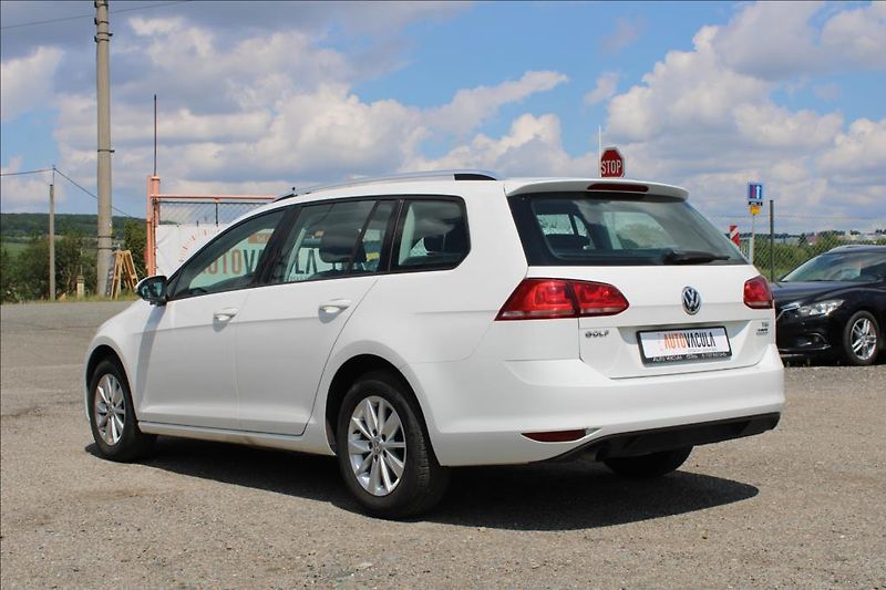 Volkswagen Golf 1,2 TSi  DSG, 82.644 km, ČR - fotka 7 z 24