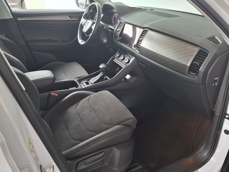 Škoda Kodiaq (2023) STYLE PLUS 4X4 TD 110/2.0 A7A - fotka 6 z 23