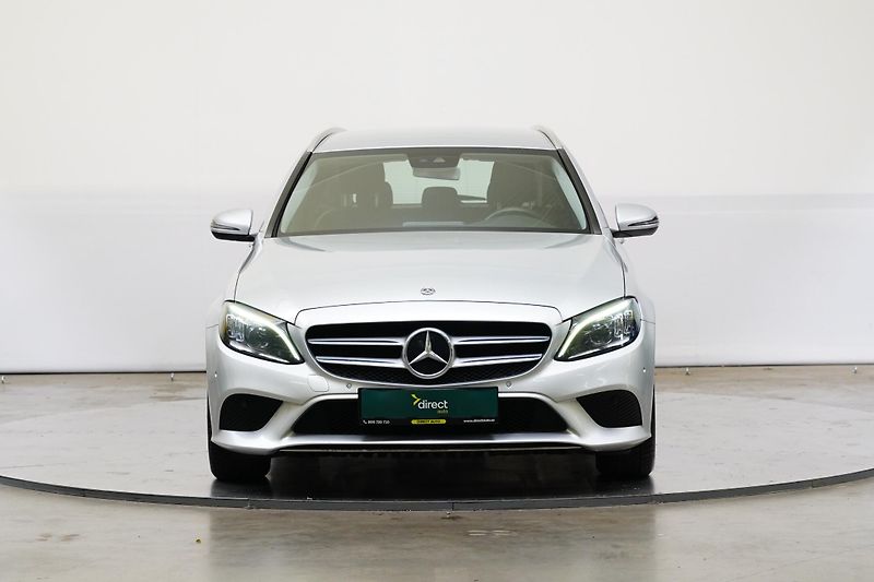 Mercedes-Benz Třídy C - fotka 4 z 28