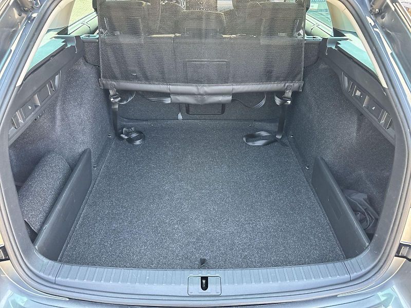 Škoda Octavia (2024) Combi 2.0 TDI 4x4 DSG Style - fotka 30 z 35