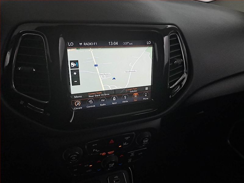 Jeep Compass (2020) 1.4 MultiAir, 4X4, Automat - fotka 17 z 17