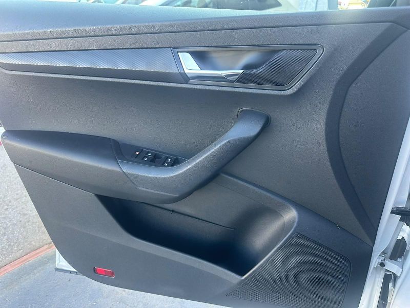 Škoda Karoq (2019) 1.6TDi, 85KW, NOVÉ ROZVODY - fotka 20 z 22