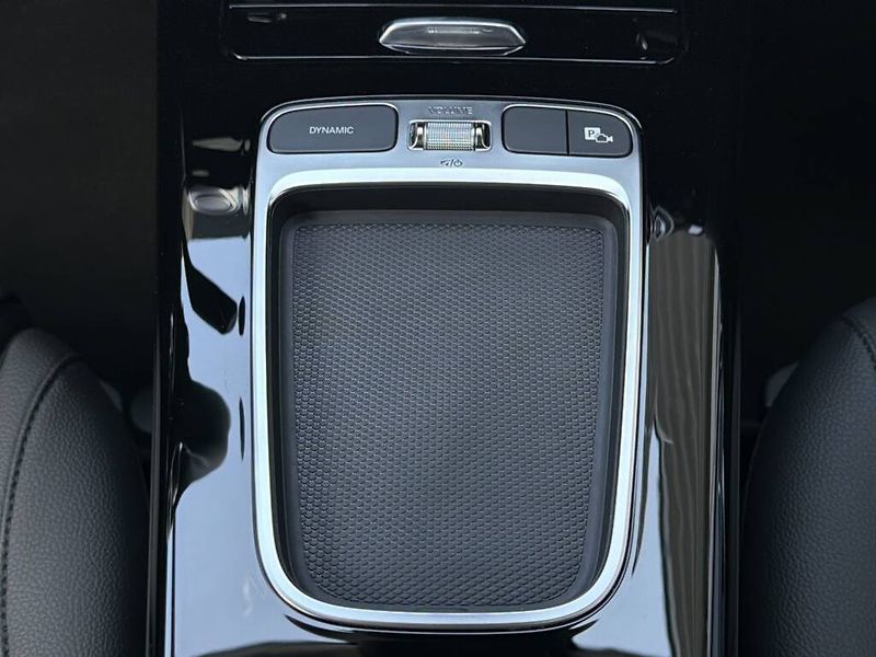 Mercedes-Benz CLA (2025) 200 Shoting Brake - fotka 15 z 27