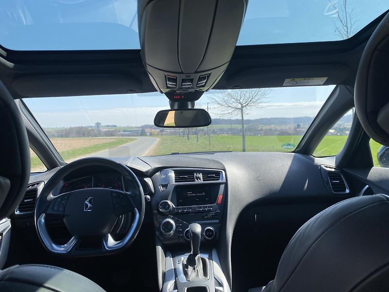 Citroën DS5 (2015) Edition 60Ds - fotka 19 z 29