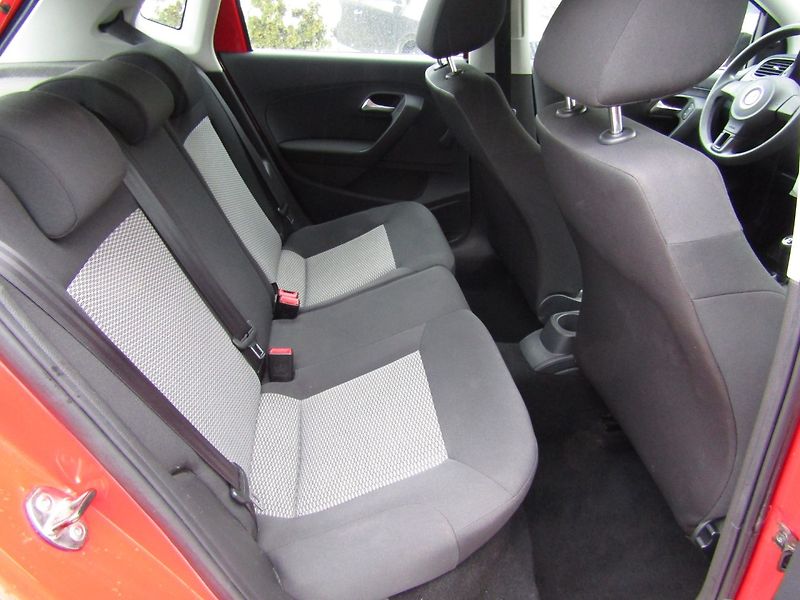 Volkswagen Polo (2010) 1.2 TDI 55kW TOP QUALITY - fotka 24 z 33